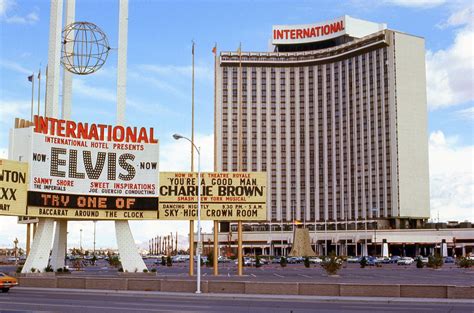 It was his last Las Vegas performance before his death. . Elvis presley las vegas hotel